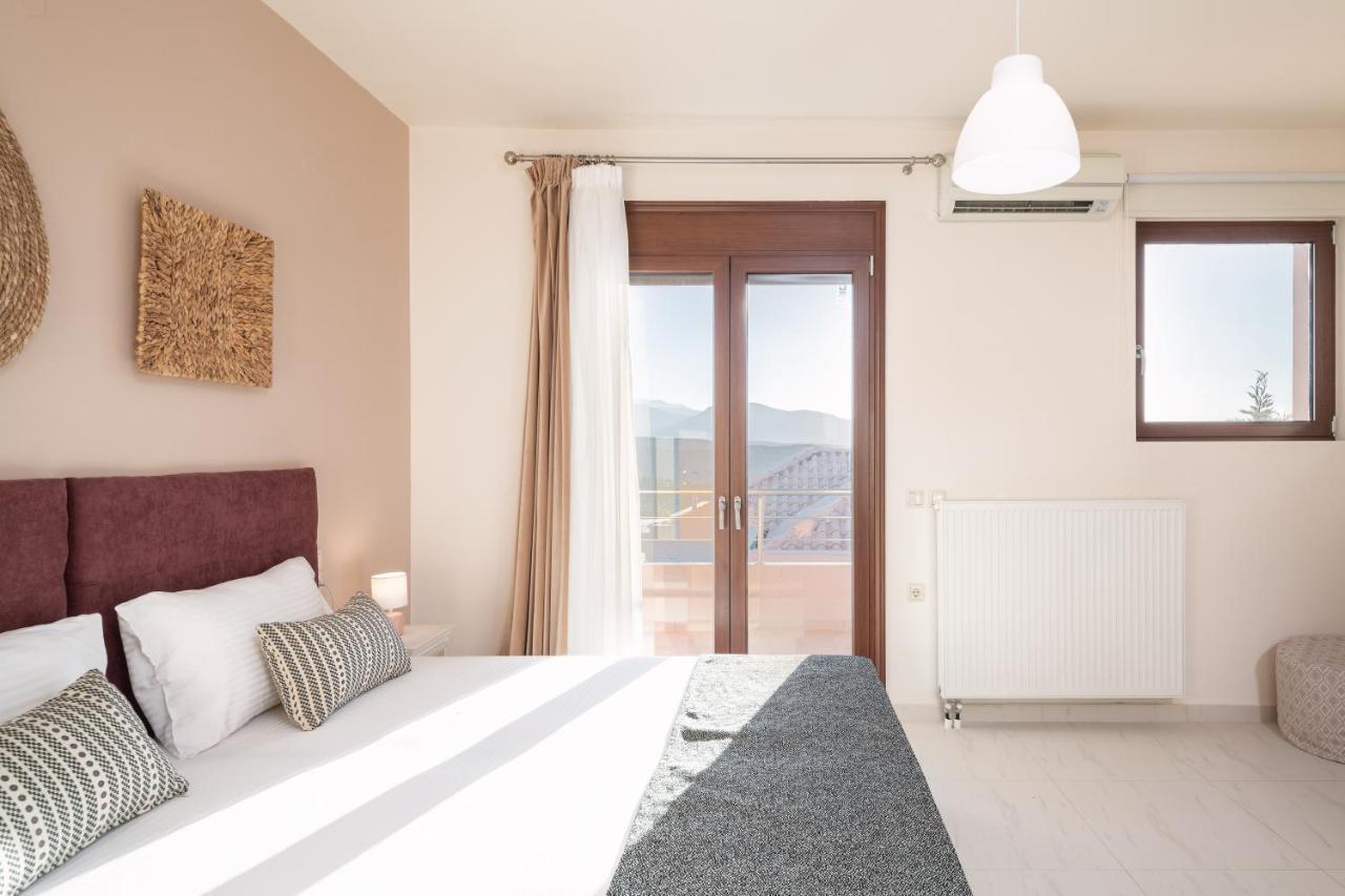 Luxurious Rea Iraklion